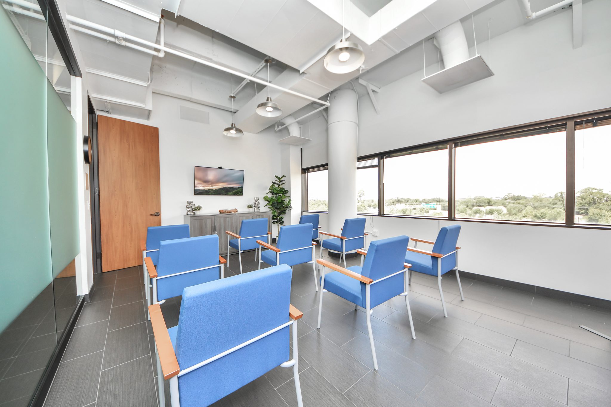 Thousand Branches Wellness Houston - interior group room