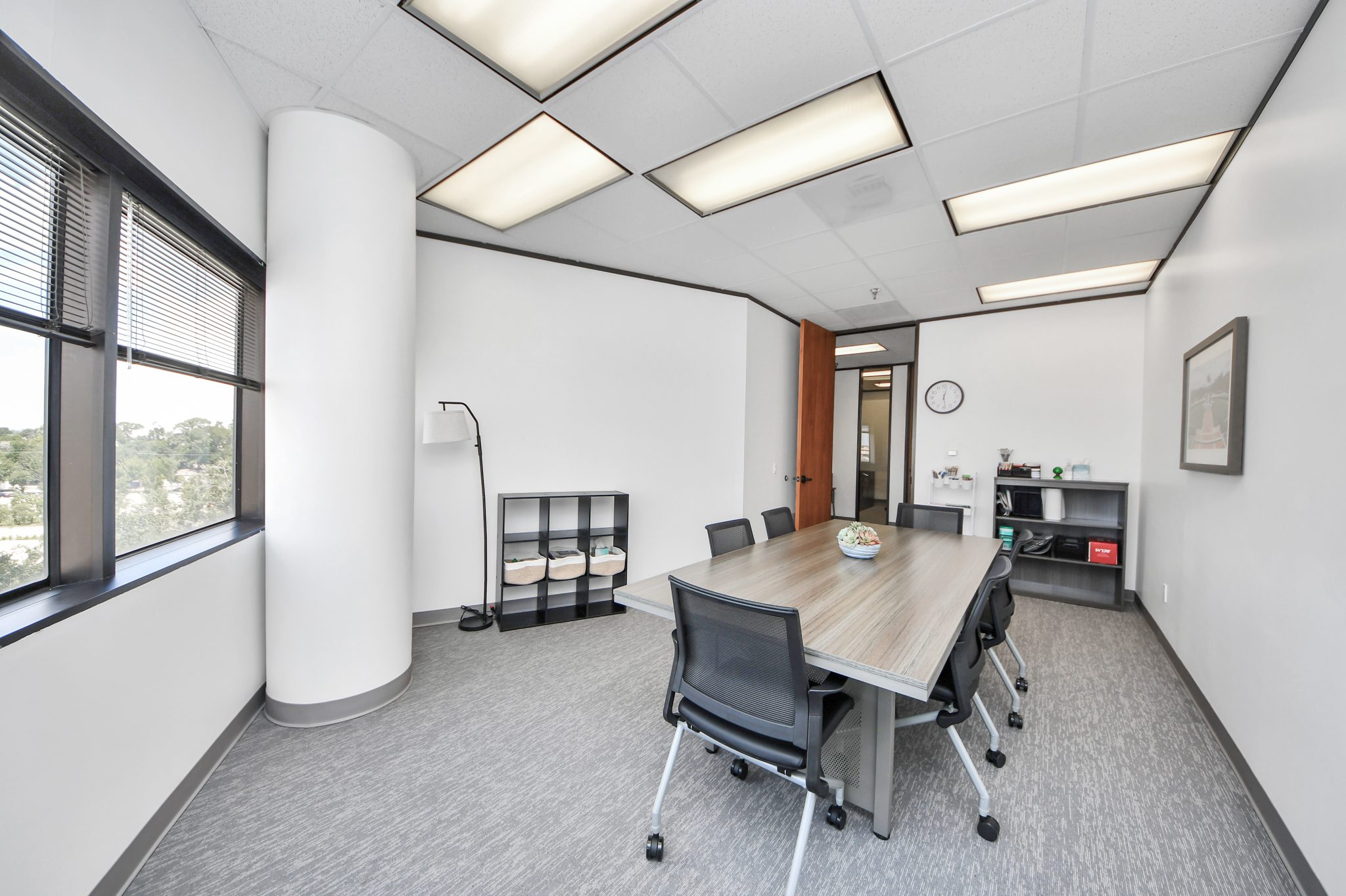 Thousand Branches Wellness Houston - interior conference room